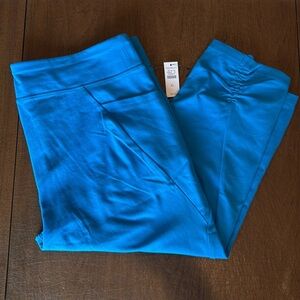 NWT T by Talbots Capri Blue Capri Leggings SZ XL no Back Pocket w Gathered Hem